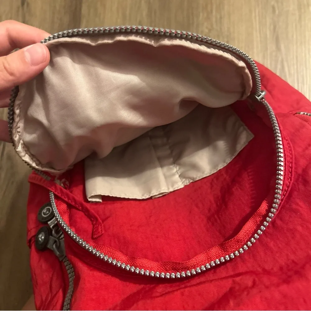 Red Kipling Mini Backpack - Picture 3 of 7